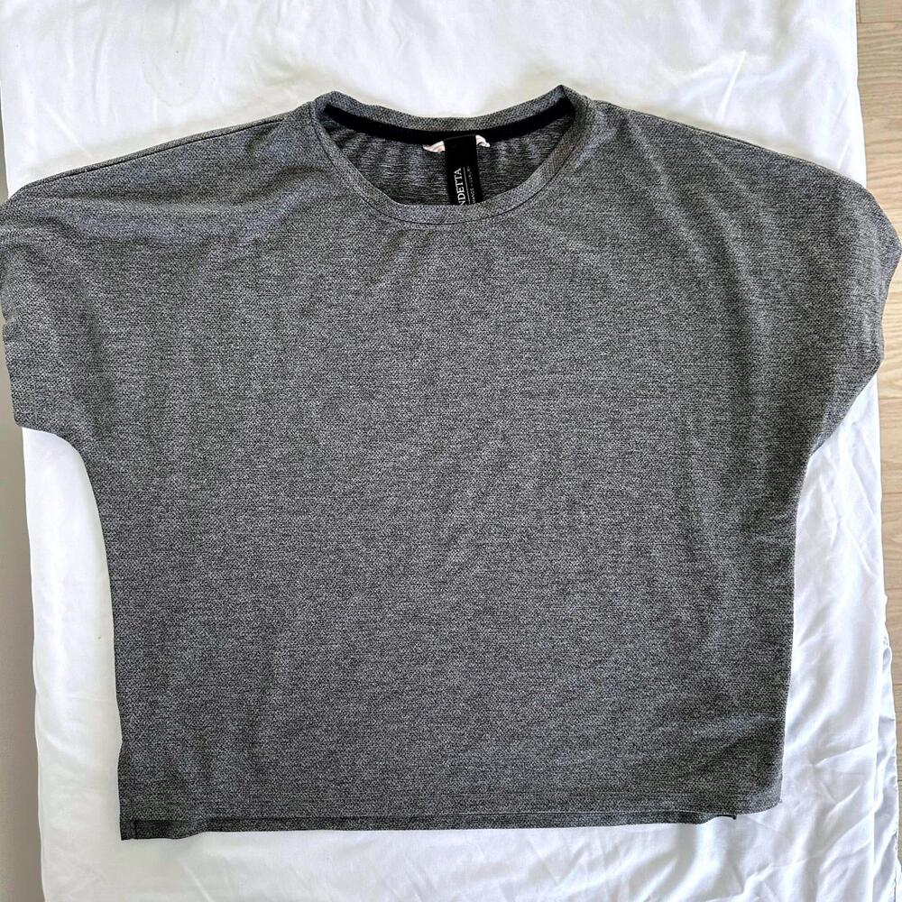 Mondetta Women's Grey Performance Crop Top- Size M